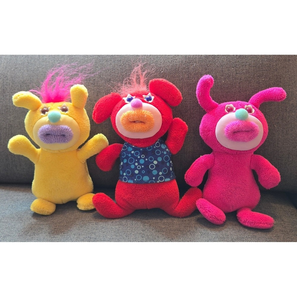 Fisher Price Sing-a-ma-jigs Plush Lot Red Yellow Pink Mattel Vintage 2010 WORK